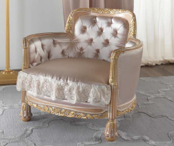 Кресло классическое, с золотой отделкой фабрики Fratelli Allievi